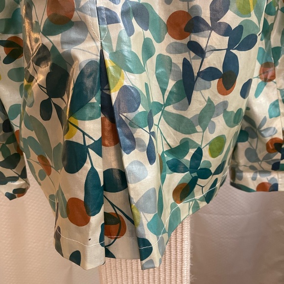 😎 Chico’s colorful rain jacket - Picture 4 of 7